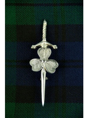 Pin Argenté De Kilt D'oxalide Petite Oseille