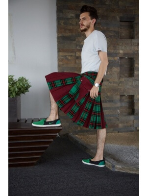 MODERN STYLE BOX PLEATED TARTAN KILT