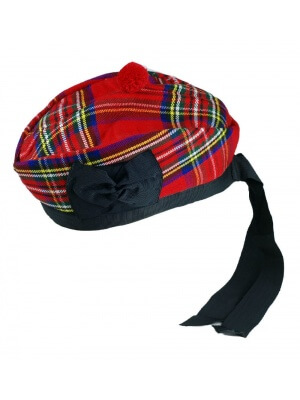 Stewart Glengarry royal avec le chapeau écossais de kilt de laine rouge de pompon 