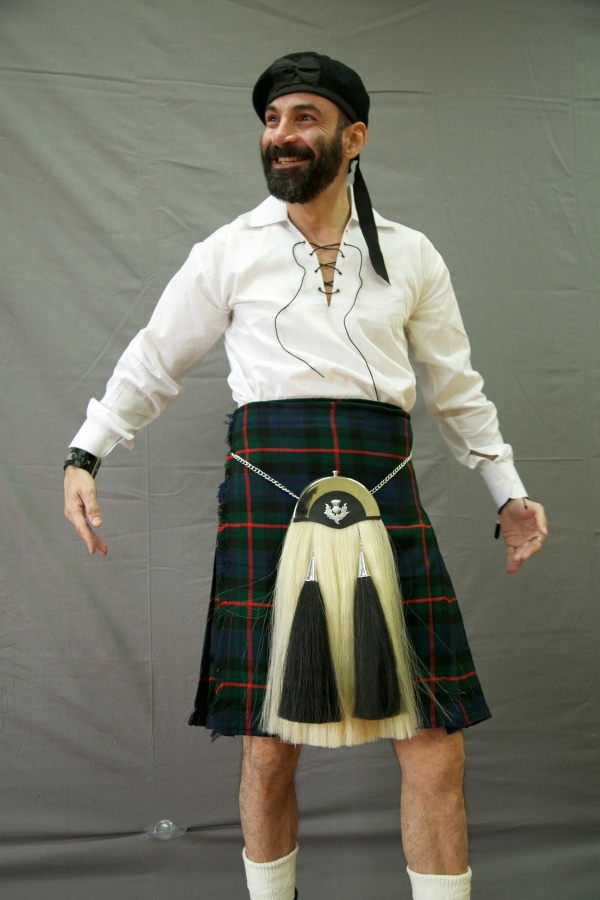 BARCLAY HUNTING MODERN TARTAN KILT