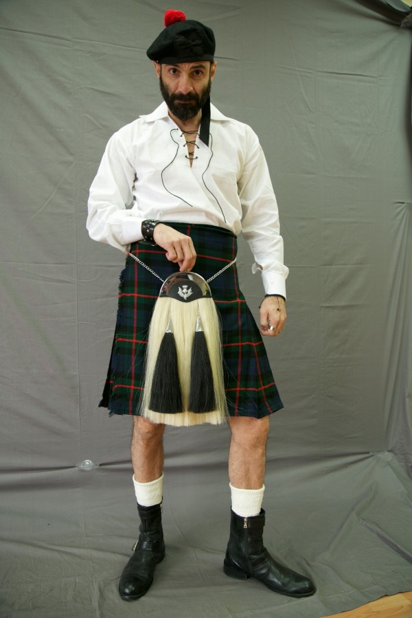 BARCLAY HUNTING MODERN TARTAN KILT