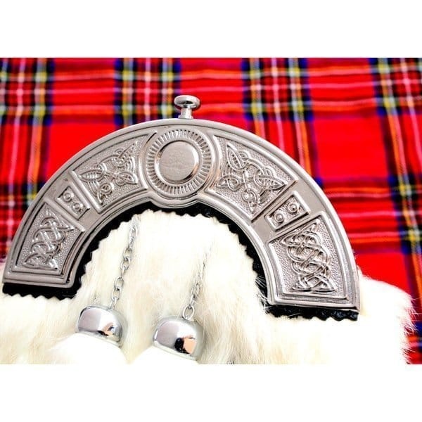 Escarcelle Blanc De Cérémonie De Fourrure De Lapin Avec Cinq Glands