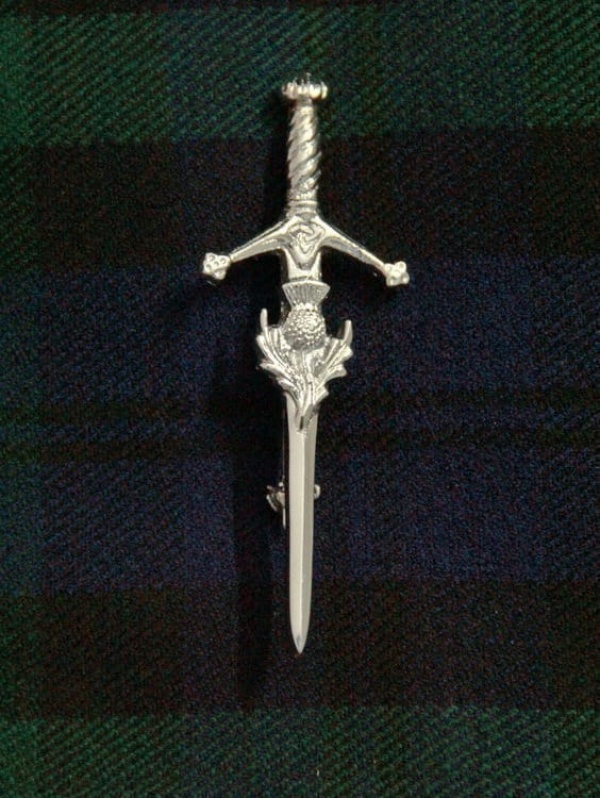 Pin Écossais De Kilt De Chardon