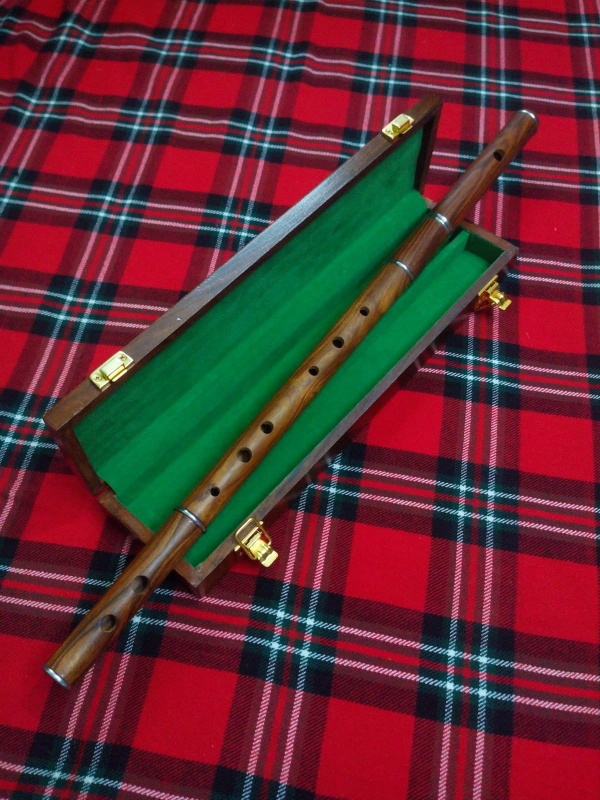 Irish Flute for sale with box