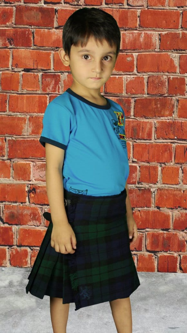 Kilt Noir De Tartan De Bébé De Montre 