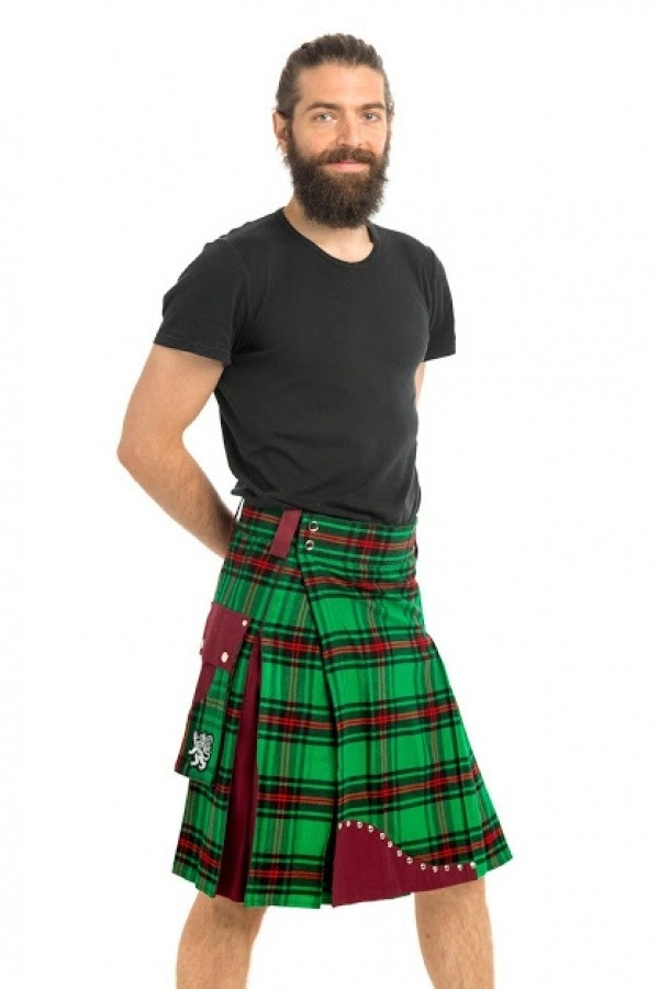 MODERN STYLE BOX PLEATED TARTAN KILT