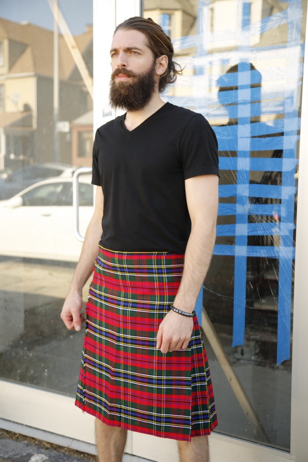 KILT EN TARTAN MACLEAN