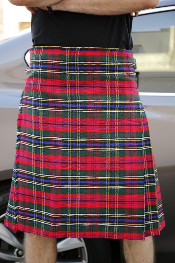 KILT EN TARTAN MACLEAN