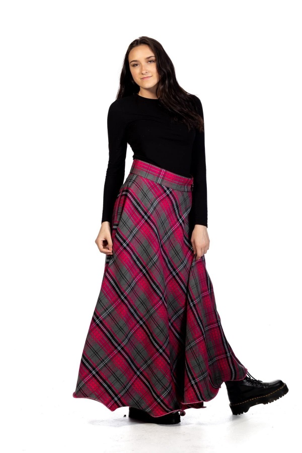 Long Tartan Skirt - Button Zipped